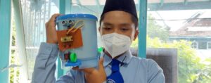 Robot Tempat Sampah Otomatis