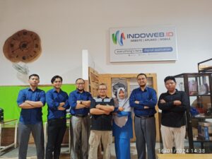 Pelatihan Manajemen Website SD Plus Rahmat: Kunci Sukses Juara Smart School Award Kota Kediri